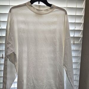 We The Free White Long Sleeve Tee Relaxed Ptp 28 L 30 New w/o Tags SO SOFT